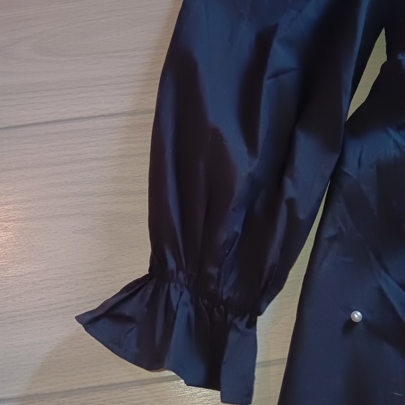 Plus size Pearl's Beaded Square Neck Flare Sleeve Dress - Picture 6 of 13